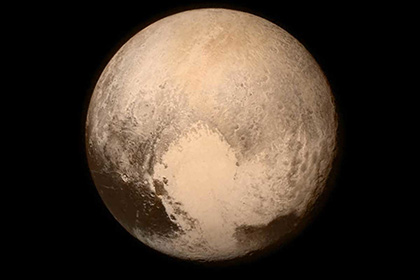 «Сердце» на Плутоне посчитали опрокинутым