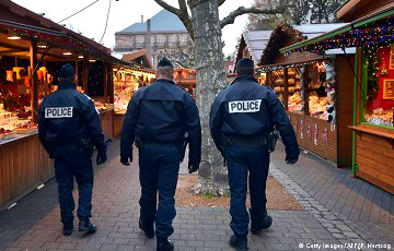 Неизвестный открыл стрельбу на рождественском рынке в Страсбурге