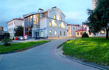 В Гродно на продажу выставили необычную «бесконтактную» гостиницу