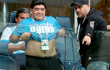 ФИФА попросила Марадону вести себя прилично на матчах ЧМ