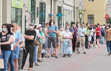 Километровые очереди протеста в Минске показали целиком в одном видео