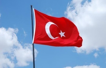 Кредитный рейтинг Турции снижен до «мусорного»