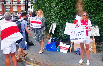 Белорусы Великобритании приехали на голосование в Лондон
