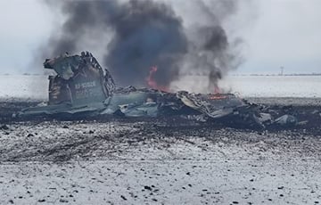 Украинцы сбили над Волновахой бомбивший город российский штурмовик Су-25