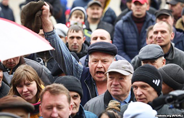 Международные профсоюзы раскритиковали лукашенковский декрет о «тунеядцах»