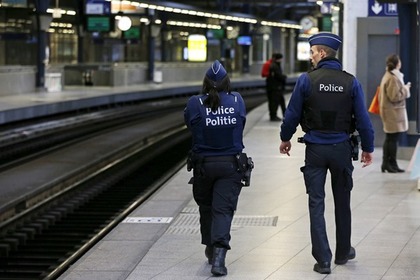 В Бельгии остановили поезд для поисков парижского террориста