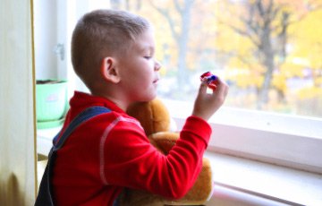 Дети-сироты в Беларуси будут получать жилье на пять лет