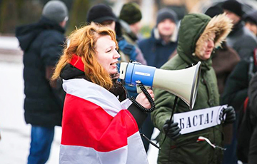 Наталья Папкова призвала всех быть 1 мая на Площади в Минске