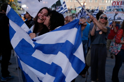 Глава МИД Германии призвал ЕС признать результаты греческого  референдума