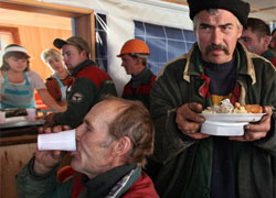 Белорусы будут работать за еду?