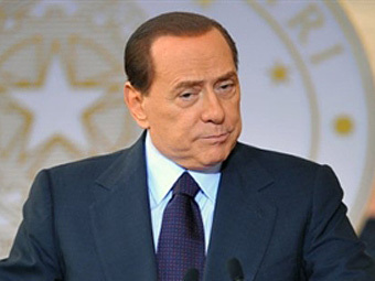 Берлускони объявил себя будущей жертвой Каддафи