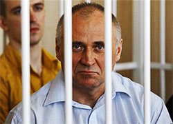 Николай Статкевич из тюрьмы готовит книгу «Путь свободы»