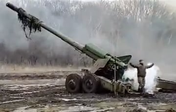 Украинские артиллеристы превращают в металлолом армию РФ