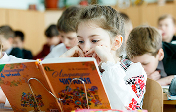 Как школы в Украине будут переходить на украинский