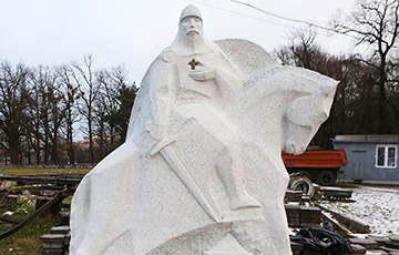 В Гродно установили памятник князю Давыду Городенскому