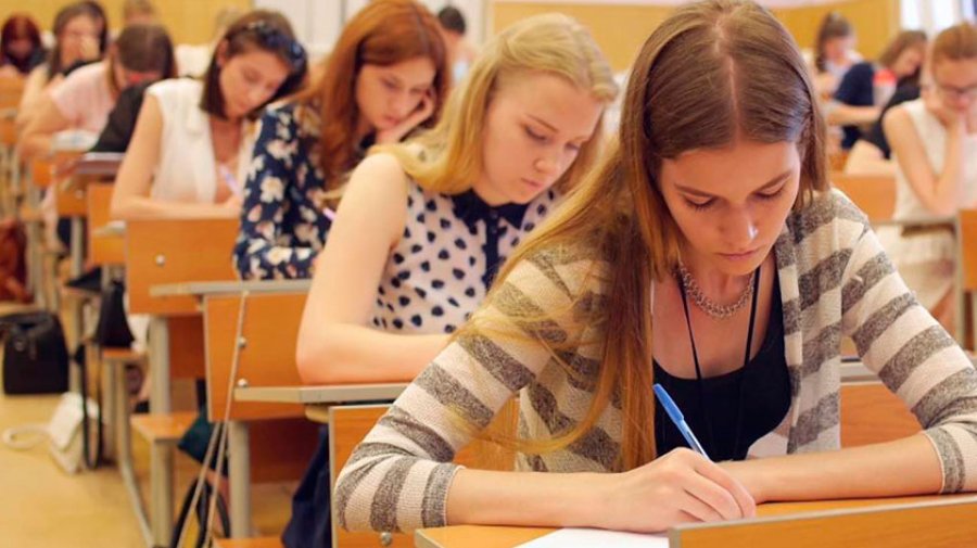 В Беларуси совместят ЦТ и выпускные экзамены