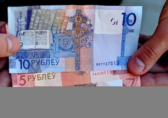 Румас: не будем искусственно сдерживать белорусский рубль