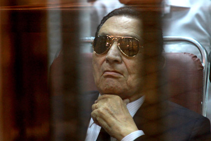 Мубарака приговорили к трем годам тюрьмы за коррупцию