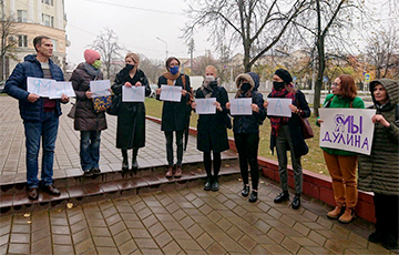 Студенты и преподаватели МГЛУ вышли на совместную акцию протеста