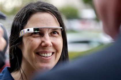 Автомобилистка добилась отмены штрафа за езду в Google Glass
