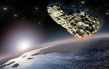 Астероид с футбольное поле пролетел мимо Земли