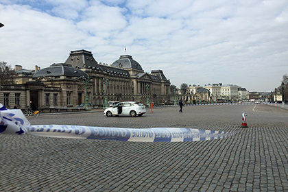 Королевский дворец в Брюсселе эвакуирован