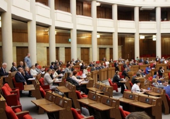 Депутаты приняли во втором чтении обновленный Налоговый кодекс и проект бюджета на 2019 год