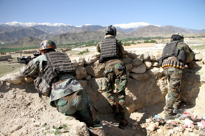 Число убитых при нападении на военную базу в Афганистане выросло до 140 человек