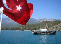 Для турецкой визы теперь нужны две страницы паспорта
