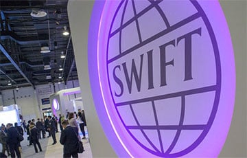 Telegraph: Британия поддерживает отключение России от SWIFT