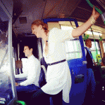 Азаренко и Джокович в Мельбурне сели за руль трамвая