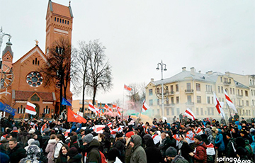 В Беларуси возобновились суды над сторонниками независимости