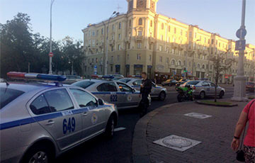 Как байкеры отбивали коллегу у ГАИ в центре Минска