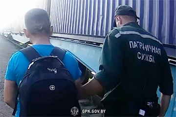 Житель Тюмени пытался проехать из Бреста в ЕС под вагоном грузового поезда