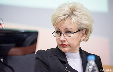 Министр Костевич заинтересовалась пенсиями белорусов за границей