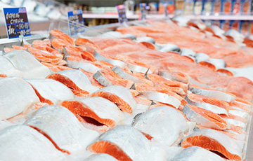 Белорусы кормят россиян норвежской рыбой