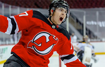 Егор Шарангович за сезон в НХЛ набрал 30 очков