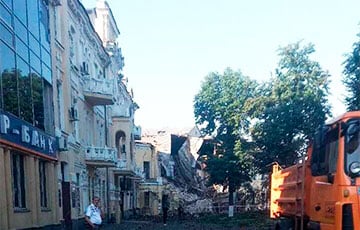 В Харькове вражеская ракета прилетела в дом, где слушали песню об «офицерах-московитах»