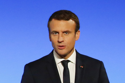 Макрон заявил об отказе Франции от требования ухода Асада