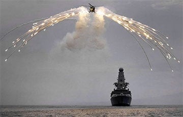 Чем «бомбили» британский эсминец Defender в Черном море: разоблачение лжи Минобороны РФ