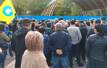 «Власти не оправдали доверие»: В Калмыкии протестуют против мэра из «ДНР»