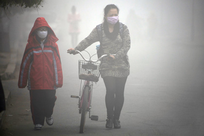 К властям Китая подали первый иск за загрязненный воздух