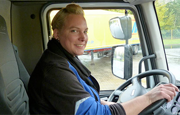 Дефицит дальнобойщиков в Германии: женщины садятся за руль