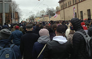 «По всему центру Минска гуляли люди»