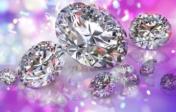 Россиянин вез в Беларусь девять килограмм алмазов под видом гравия для аквариумов