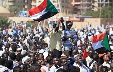 В Судане освободили всех политзаключенных