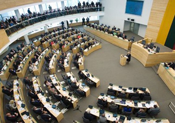 Беларусь отказала шести литовским депутатам в выдаче дипломатических виз