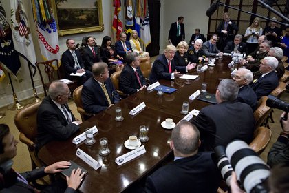 Трамп сформировал свой кабинет из 24 человек