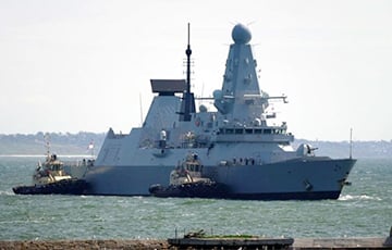 В Британии на остановке нашли секретные документы о проходе эсминца Defender возле Крыма