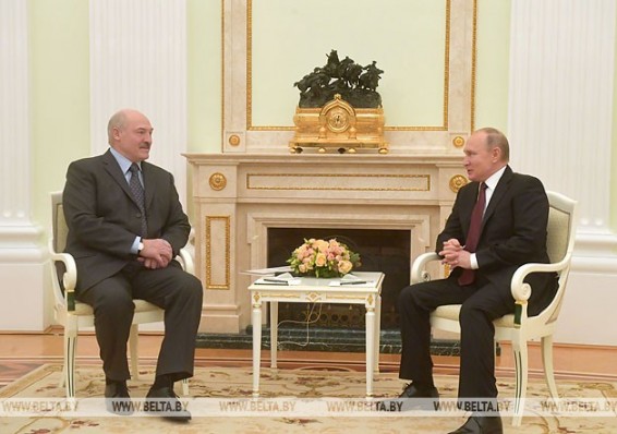 Лукашенко Путину: Я пошутил, что надоели друг другу